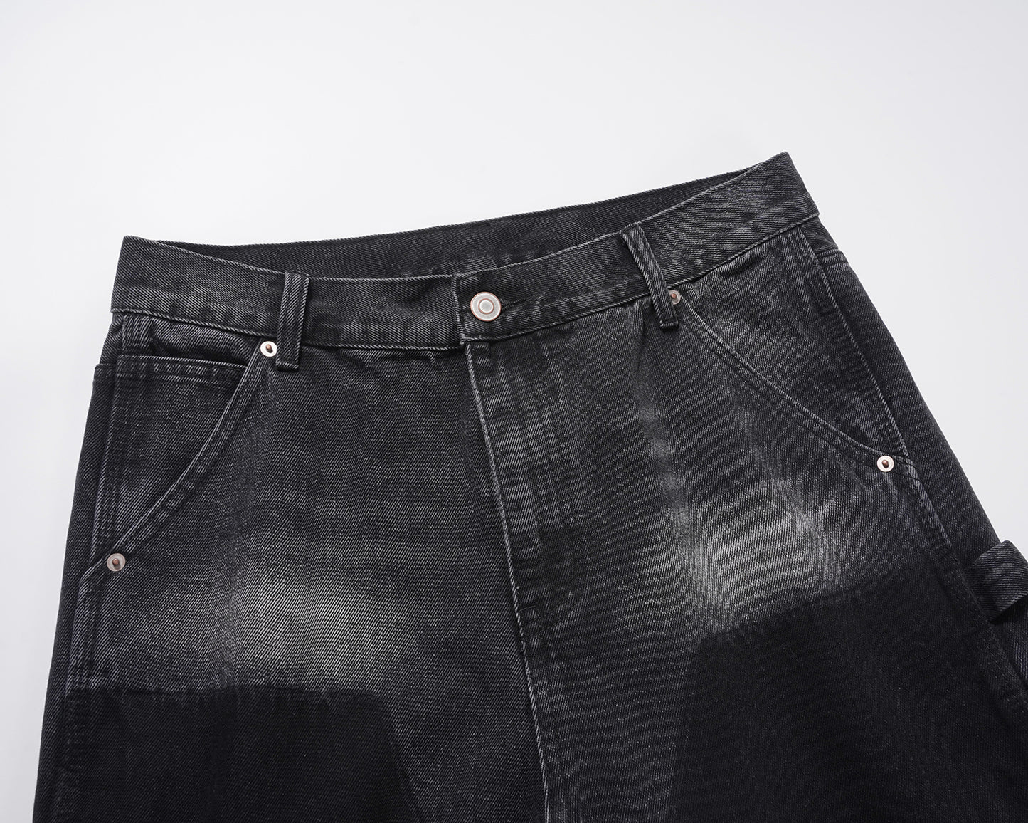 Carpenter shorts black